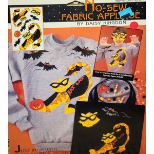 NOS Daisy Kingdom Halloween Fall Autumn No-Sew Fabric Applique 6940 Bat Cat